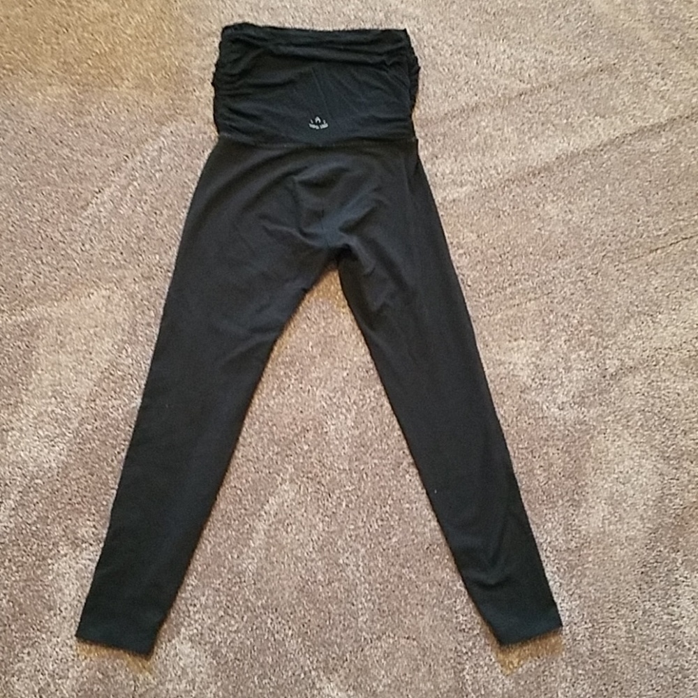 beyond the bump, beyond yoga maternity leggings